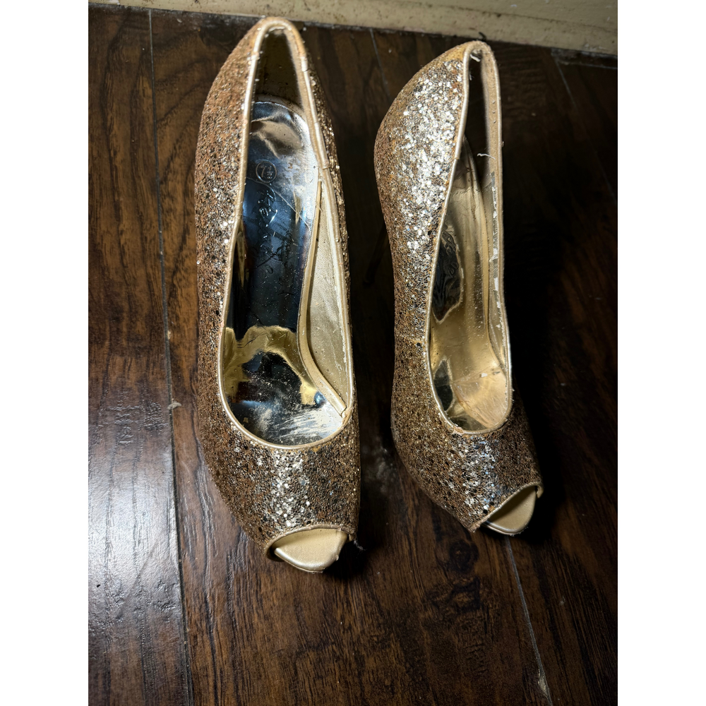 Unknown Gold Glitter High Heel Platform Peep Toe Pumps - Picture 6 of 6